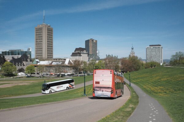 hero-bus